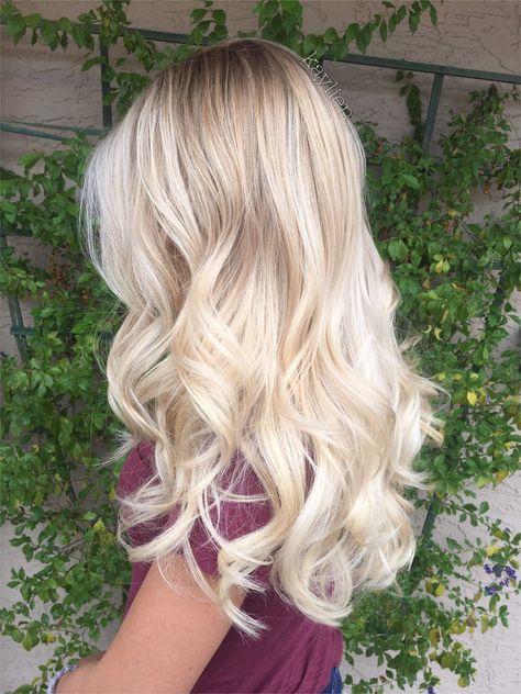 Blonde balayage on natural level 8 hair Blond Balayage, Cool Blonde Hair, Blonde Hairstyles, Have Inspiration, Platinum Blonde Hair, Long Blonde, Long Blonde Hair, Long Hairstyles, Alexa Chung