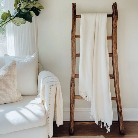 Wooden Blanket Ladder Blanket Ladder Decor Living Room, How To Build A Blanket Ladder, Ladder Decor Living Room, Ladder Projects, Blanket Ladder Diy, Salvaged Wood Projects, Blanket Ladder Decor, Wooden Dining Bench, Rustic Blanket Ladder