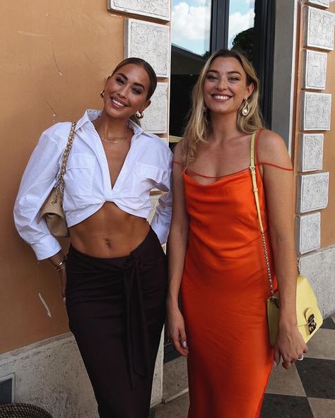 Kenza Zouiten Subosic on Instagram: "Last snapshots from Rome 🇮🇹 It was short, fun and intense 😅🥳 Now I’m so ready for fall and fall looks 😍😍" Kenza Zouiten Style, Styling Aesthetic, Kenza Zouiten, Outfits Styling, Ready For Fall, Outfit Ideas Summer, Aesthetic Inspiration, Outfits Spring, Fall Looks