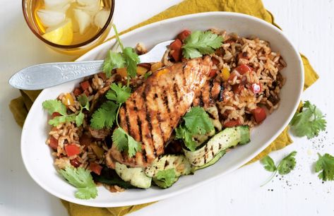 Piri piri chicken with Spanish-style rice Things To Make For Lunch, Rice And Salad, Piri Piri Chicken, Week Night Meals, Peri Chicken, Peri Peri Chicken, Hearty Dinner Recipes, Healthy Food Guide, Piri Piri