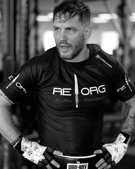 Edward Thomas Hardy, Tom Hardy Actor, Tom Hardy Photos, Greg Williams, Ju Jitsu, Thomas Hardy, Boxing Training, Tom Hardy, Hollywood Actor