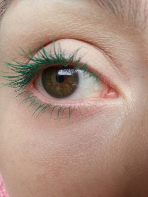 Green mascara Green Mascara Brown Eyes, Red Mascara, Green Mascara, Colored Mascara, Blue Mascara, Funky Makeup, Brown Mascara, Mascara Makeup, Green Eyeshadow