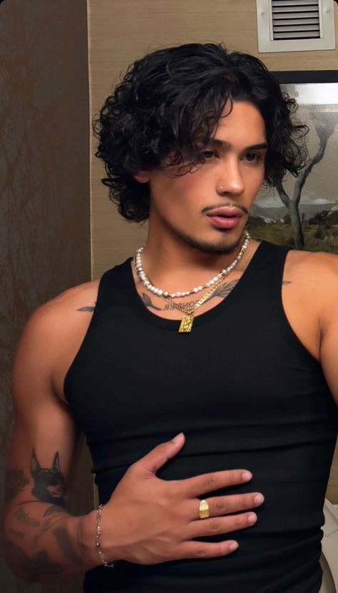 Latino Beard Styles, Short Black Curly Hair Men, Mixed Male Face Claims, Spanish Guy Aesthetic, Cute Cholos Guys, Male Face Poses, Mexican Character Art, Facial Hair Aesthetic, Feminine Male Face