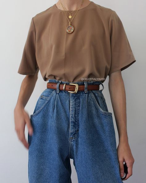 80s Neutral Fashion, Casual Gender Neutral Outfit, Gender Neutral Dark Academia Outfits, Gender Neutral Outfits Aesthetic Summer, Androgynous Outfits Summer, Gender Neutral Outfits Aesthetic, Dark Academia Aesthetic Outfit Gender Neutral, Gender Outfits, Revealing Outfit Casual