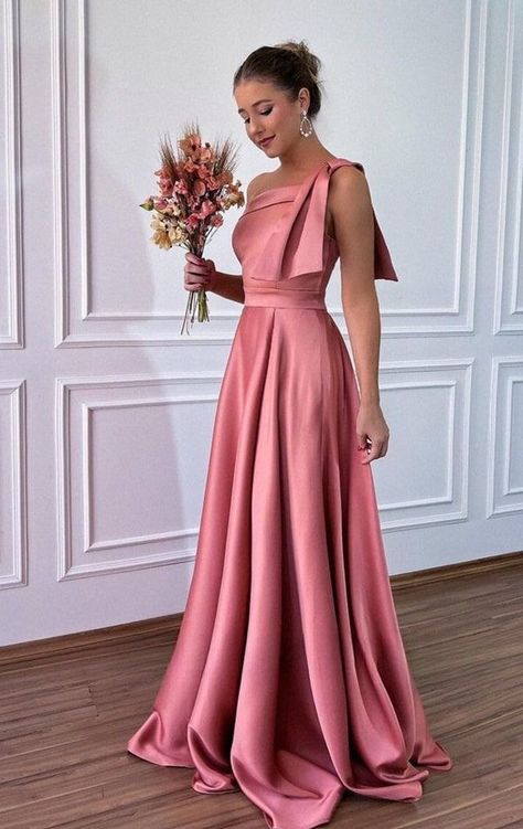 Made Of Honor Dress, Maid Of Honor Gown, Elegant Bridesmaid Dresses Long, Classy Bridesmaid Dresses, Maid Of Honor Dresses, Maid Of Honor Dress, Chic Bridesmaid Dresses, Formal Bridesmaids Dresses, Maid Of Honour Dresses