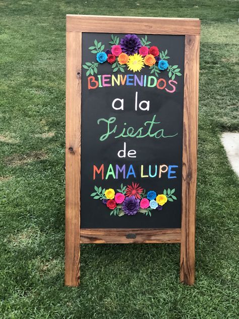 Mexican Welcome Signs, South American Themed Party, Latin Night Party, Latino Party Aesthetic, Family Reunion Ideas Themes, Latino Party, 65th Birthday Party Ideas, Mexican Ideas, Welcome Back Party