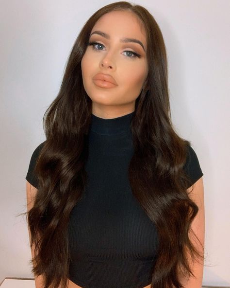 22” 240g Silk Seam™️ extensions in Mochachino Brown ☕ |  Love @thecamalexander's flawless hair? 💁‍♀️ Head to bellamihair.com shop. #bellamihair Mochachino Brown Hair, Bellami Hair Extensions, Hair Website, Brown Love, Full Hair, Wigs Human Hair, Clip In Hair Extensions, Makeup And Hair, Remy Hair