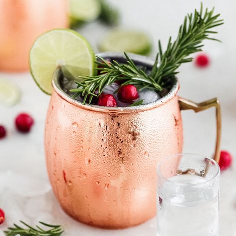 Holiday Party Apps, Yule Mule, Moscow Mule Receita, Holiday Moscow Mule, Holiday Mules, Cranberry Moscow Mule, Grapefruit Drink, Moscow Mule Cocktail, Moscow Mule Recipe