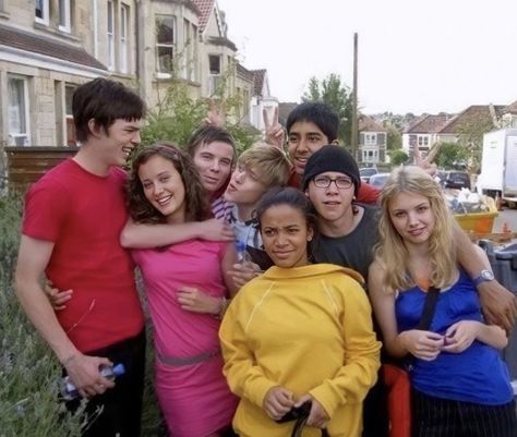 Skins Behind The Scenes, Skins Uk Cast, Skins Generation 1, Bad Vibes Forever, Cassie Skins, Skin Aesthetics, Teen Shows, Skins Uk, I Love Cinema