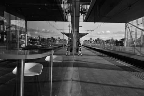 #ufukbayar #ŞUBAT 2020 #fujifilm_xseries #XT20 #fujifilm_street #photography #PhotoOfTheWeek #photographylovers #photographyislife #photographyeveryday #art #ThePhotoHour #blackandwhite #instalike #flickr #bhfyp #fotograf #siyahbeyaz Train Station, Wind Turbine, Street Photography, Belgium, Train, Photography, Art