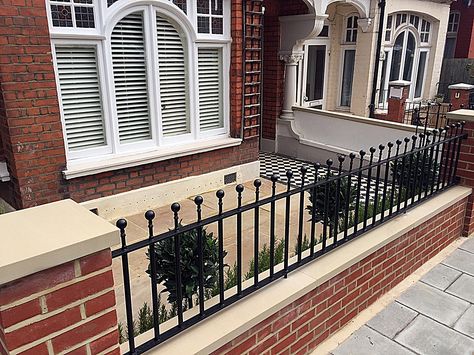 Front Garden Company red brick wall metal rails cap coping planting London Clapham Fulham Chelsea Kensington Garden Brick Wall, Victorian Terrace Front Garden, Victorian Front Garden, Front Garden Ideas Driveway, Brick Wall Gardens, Terrace House Exterior, Garden Ideas Driveway, Garden Design London, Garden Railings