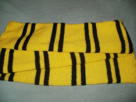 Harry Potter Hufflepuff House Scarf by KnittingHippo on Etsy Harry Potter Crochet Scarf Hufflepuff, Hufflepuff Scarf Crochet, Crochet Hufflepuff Scarf, Hufflepuff Scarf Crochet Pattern, Hufflepuff Crochet, Hufflepuff Scarf, Harry Potter Knit, Harry Potter Crochet, Hufflepuff House