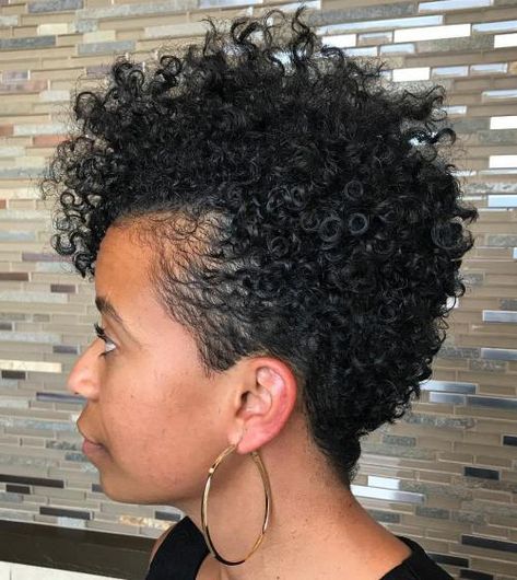 Hey Beautiful Transitioners! You may be loving or struggling with your hair right now. But we have got some style just for you! Smart Hairstyles, Short Afro Hairstyles, Tapered Natural Hair, Long Hair On Top, Natural Hair Styles Easy, Curly Hair Women, Short Natural Hair Styles, Short Curly Hair, Natural Hairstyles