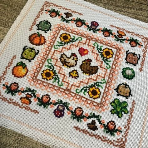 Cottagecore Cross Stitch Pattern Free, Stardew Valley Knitting, Cottage Core Cross Stitch, Stardew Valley Crochet Pattern Free, Stardew Embroidery, Stardew Valley Cross Stitch Pattern Free, Stardew Valley Crafts, Stardew Valley Embroidery, Stardew Valley Cross Stitch Pattern