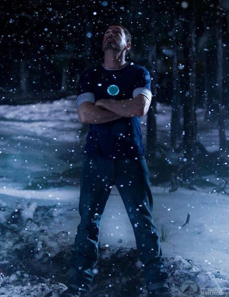 iron man 3 movie stills - Google Search Iron Man 3 Tony Stark, Iron Man 3 Aesthetic, Blue Marvel, Tony Stank, Toni Stark, Robert Downey Jr., Robert Downey Jr Iron Man, Marvel Wall, Iron Man Wallpaper