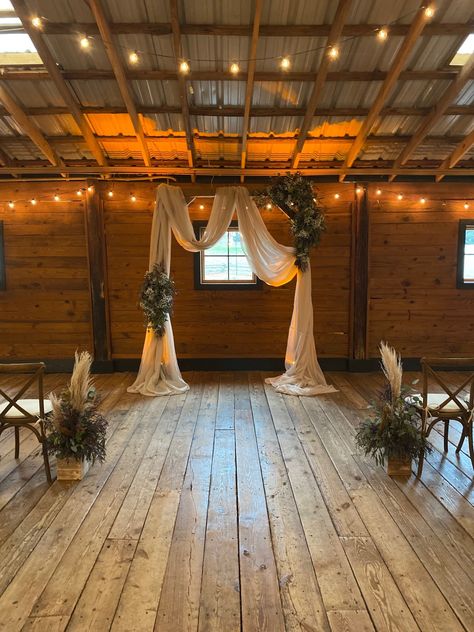 Inside Wedding Ceremony Decorations, Rustic Wedding Arch Ideas Indoor, Small Venue Wedding Ideas, Small Wedding Ceremony Indoor, Small Indoor Wedding, Wood Wedding Arch With Draping, Small Wedding Ideas Indoor, Cowhide Wedding Altar, Barnwood Wedding Backdrop