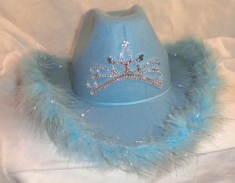 Blue cowboy / cowgirl hat tiara Bday Aesthetic, Cowgirl Halloween Costumes, Bratz Halloween Costume, Cowgirl Halloween Costume, Photowall Ideas, Kristina Webb, Photographie Indie, Cowgirl Halloween, Moodboard Pngs