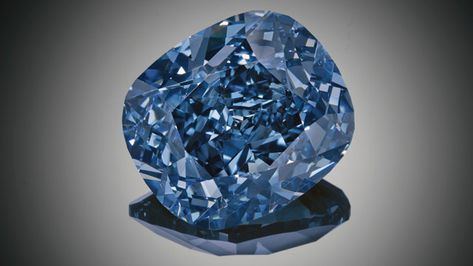 The Rarest of the Rare: Multimillion-Dollar Blue Diamonds | Sotheby's Hope Diamond, The Blue Moon, Expensive Diamond, Blue Diamond Ring, Rocks And Gems, Pink Stars, Gems And Minerals, Pink Diamond, Blue Moon