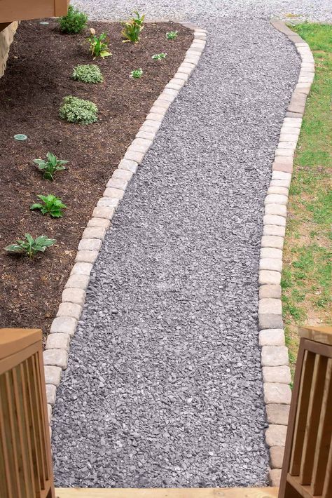 Gravel Walkway With Stepping Stones, Gravel Stone Walkway, Stone Gravel Pathway, Paver Stones Walkway, Pavers And Pea Gravel Walkways, Brick And Pebble Walkway, Easy Diy Walkways To Front Door, Rock Path Landscaping, Edging For Pea Gravel Patio