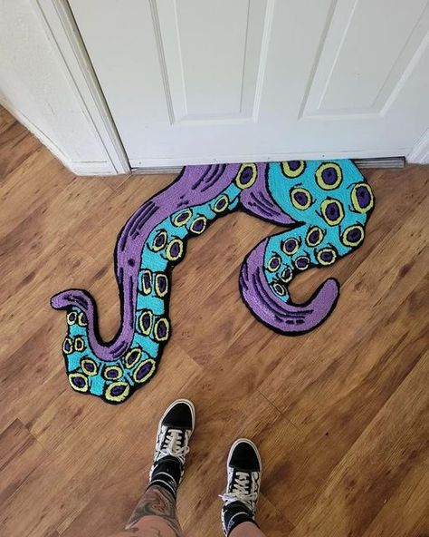 Rugs for Inspiration on Instagram: "Octopus tentacles rugs made by @therugmakerco, which one do you like the most? 1-6 . . . . . #ignorantrugs #rug #tugs #handmade #carpet #abstraction #rugdesign #rugarchive #tufting #tufttheworld #tuftinggun #rugsaddict #tuftdesign #tuftingmachine #rugmaking #customrugs #customrug #tapestry" Kraken Tentacles, Octopus Rug, Funky Rugs, Octopus Print, Deco Studio, Kitchen Carpet, Arte Inspo, Personalize Art, Halloween Home Decor