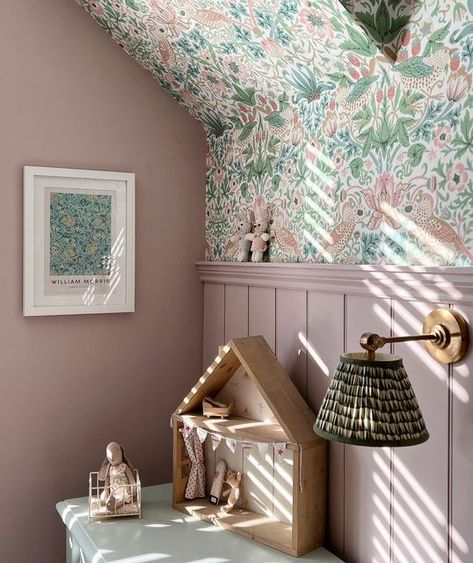 Whimsical Bedroom, Bedroom Color Combination, Toddler Bedroom Girl, Morris Print, Big Girl Bedrooms, Toddler Girl Room, Girl Nursery Room, Happy Sunday Everyone, Strawberry Thief