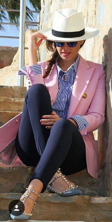 Blazer Outfit, Outfit Mujer, Mode Casual, Pink Blazer, Casual Work Outfits, Pink Jacket, Looks Chic, Blazer Outfits, 가을 패션