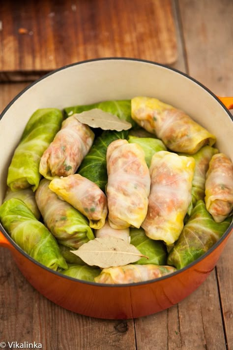 Fidel Recipe, Cabbage Rolls German Recipe, Russian Cabbage Rolls, German Russian Recipes, Golubtsi Recipe, German Cabbage Rolls, Easy Cabbage Rolls, Russian Foods, Russian Dishes