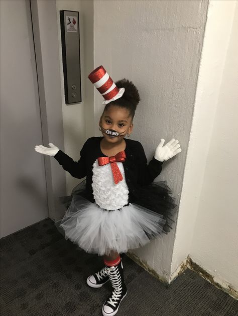 Cat And Hat Costume Diy, Dr Seuss Makeup Ideas, Diy Cat In The Hat Costume Kids, Diy Cat In The Hat Costume, Cat In The Hat Makeup, Dr Seuss Diy Costumes, Cat In The Hat Costume, Seuss Costumes, Dr Seuss Costumes