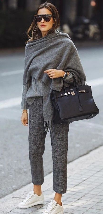 Casual Friday Outfit, Outfit Essentials, Monochromatic Fashion, Fest Outfits, Casual Work Outfit, Grey Outfit, Looks Street Style, Cute Winter Outfits, Winter Outfits For Work