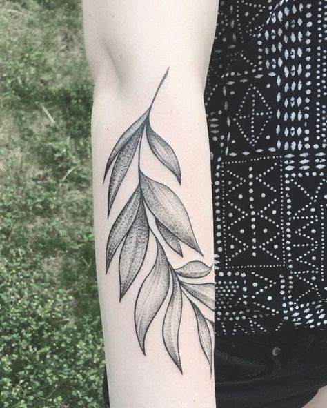 Leaf Shading Tattoo, Bay Leaf Tattoo Design, Shaded Leaf Tattoo, Bay Leaf Tattoo, Shading Tattoo, 2024 Tattoo, Ash Leaf, Tattoo Plant, Leaf Tattoo