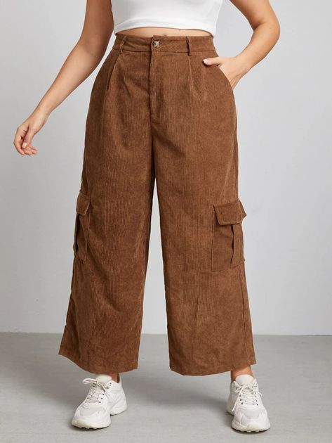 Wide Leg Curdoroy Pants Outfit, Corduroy Pants Outfit Plus Size, Brown Courderoy Pants Outfits, Wide Leg Corduroy Pants, Corduroy Pants Outfit, Square Pants, Brown Pants, Plus Size Pants, Winter 2023