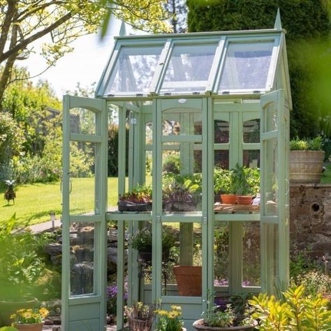 Small Greenhouses, Garden Victorian, Greenhouse Base, Victorian Winter, Grow House, Victorian Greenhouses, Garden Site, Greenhouse Shed, Green Houses