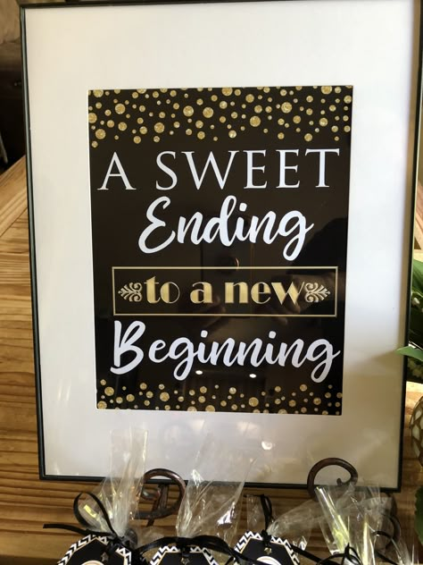 "A SWEET ENDING TO A NEW BEGINNING SIGN - INSTANT DOWNLOAD - Not physical sign This beautiful black and gold printable sign has a hint of glitter and metallic metal. It coordinates beautifully with gold foil candy wrappers as well as many of the printable tags, labels and wrappers in this shop. COORDINATING PRINTABLES: >CHEERS tags https://www.etsy.com/listing/701909390 >CONFETTI TAGS https://www.etsy.com/listing/842931633 >CANDY BAR WRAPPERS: https://www.etsy.com/listing/676977621 COOR Work Retirement Party Ideas, Retirement Reception, Retirement Party Centerpieces, Retirement Party Sign, Retirement Party Themes, Teacher Retirement Parties, Retirement Decorations, Retirement Party Favors, Graduation Party Signs