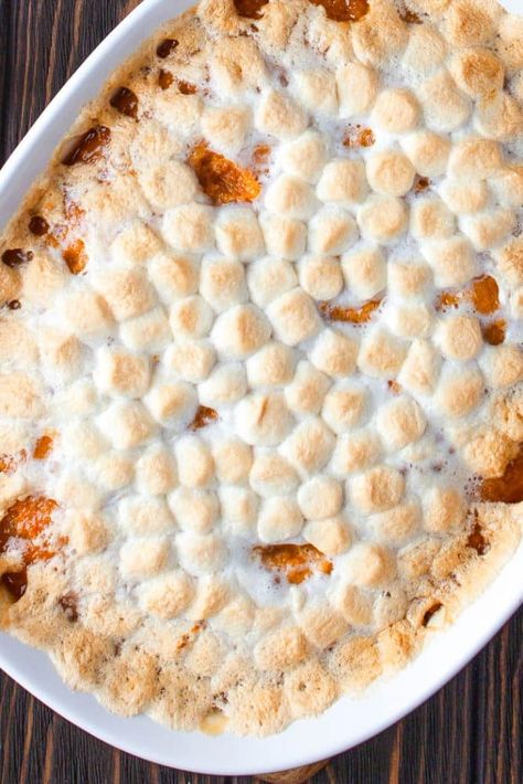 Sweet Potato Cobbler, Sweet Potato Marshmallow Casserole, Potato Casseroles, Sweet Potato Casserole With Marshmallows, Marshmallow Topping, Sweet Potato Casserole Easy, Canning Sweet Potatoes, Best Thanksgiving Recipes, Sweet Potato Recipes Casserole