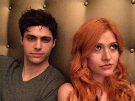 Shadow Hunters Cast, Shadowhunters Tv Series, Clary Y Jace, Malec Shadowhunters, Shadowhunters Cast, Shadowhunters Tv Show, Shadowhunters Malec, Clary Fray, Matthew Daddario