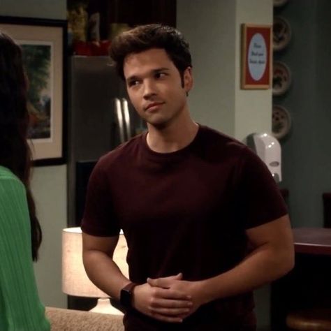 Male Tv Characters, Freddie Benson Aesthetic, Freddie From Icarly, Nathan Kress Icarly, Here Me Outs Characters, Hear Me Out Actors, Freddie Benson Icarly, Freddie Icarly, Hear Me Out Characters