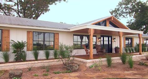 Best 'Fixer Upper' House Flips — See the Before-And-After Photos House Flips, Ranch House Remodel, Fixer Upper House, Ranch House Exterior, Upper House, Stone Exterior, Colors 2023, Home Exterior Makeover, Casa Country