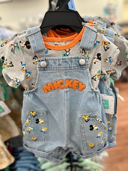 DisneyMoms on LTK Baby Disney Outfits, Baby Boy Disney, Disney Baby Clothes, Boy Fits, Vintage Baby Clothes, Baby Fits, Streetwear Aesthetic, Baby Puppies, Baby Outfits Newborn