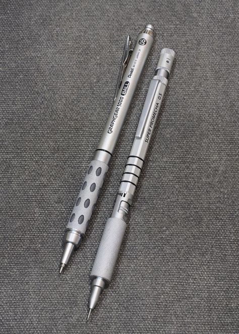 Pentel Graphgear 1000 Mechanical Pencil, Pen Pencil Drawing, Aesthetic Mechanical Pencils, Drawing Tools Sketching, Graphgear 1000, Aku Jg Mw, Pencil Studies, Technical Pencil, Pentel Mechanical Pencils