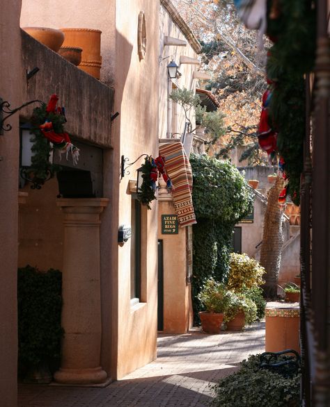 A view of Tlaquepaque Arts and Crafts Village -- a small, upscale shoppping center in Sedona, Arizona. The attractive architecture is meant to resemble a Mexican village, with interconnected courtyards and alleyways. Mexican Decor, Mexican Culture, Mexican Style, Mexico Travel, Oh The Places Youll Go, Central America, Mexico City, Beautiful World, Travel Dreams