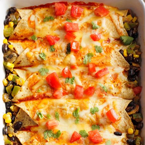 Bean Burritos Recipe, Bean And Cheese Enchiladas, Vegetarian Enchiladas Recipe, Enchilada Lasagna, Main Dish Meat, Veggie Enchiladas, Meat Ideas, Tortilla Casserole, Meal Train