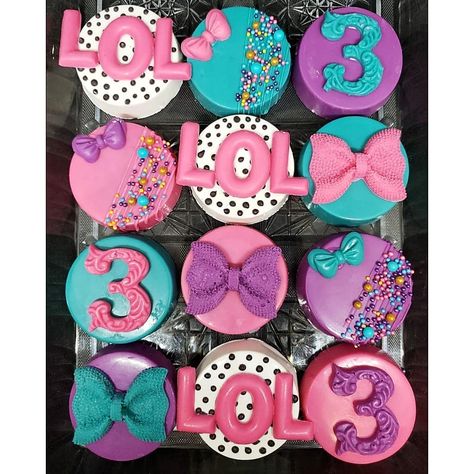 Lol Surprise Birthday Treats, Lol Surprise Cupcakes, Lol Birthday Party Ideas, Surprise Cookies, Suprise Birthday, Kids Birthday Party Cake, Lol Doll Cake, Doll Birthday Cake, Chocolate Covered Cookies