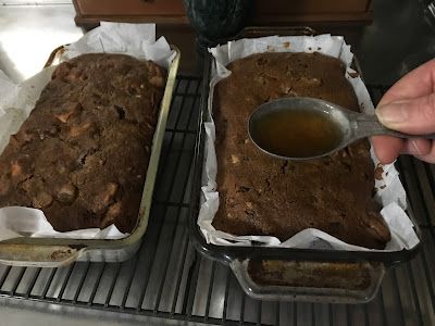 Old Fashioned Fruitcake Aged with Brandy Brandied Fruit Cake Recipe, Old Fashioned Fruit Cake Recipe, Brandy Cake, Dark Fruit Cake Recipe, Fruit Cake Cookies Recipe, Best Fruitcake, Fruit Cake Recipe Christmas, Dried Fruit Mix, Fruit Cake Christmas