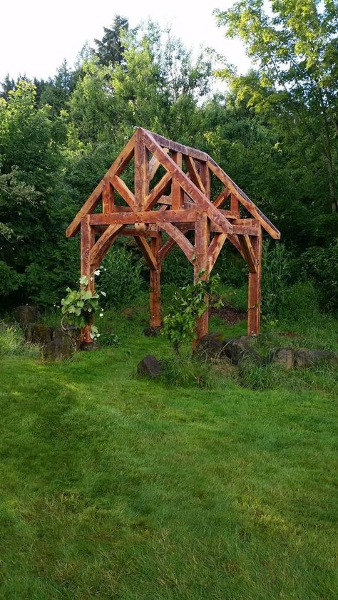 Wedding Arbor Ideas, Rustic Arbor, Cabin Building, Elegant Backyard Wedding, Wisteria Garden, Grape Arbor, Wood Arbor, Rose Gardening, Prayer Garden