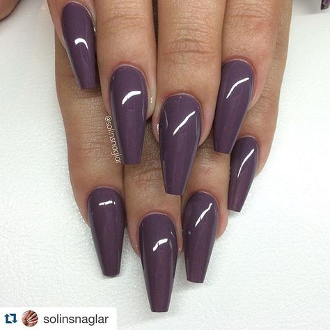 Love these smoky plum nails provided by @solinsnaglar ・・・ Nya färgen "Smokey Plum" #lillynails Normal Nails, Nail Suggestions, Nails Pictures, Plum Nails, Fancy Hands, Acrylic Press On Nails, Purple Nail, Nail Candy, Burgundy Nails