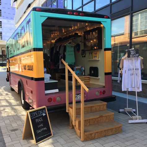 Mobile Fashion Truck, Truck Store, Mobile Beauty, Fashion Truck, Kombi Home, Mobile Store, Mobile Business, Mobile Boutique, Food Truck Design