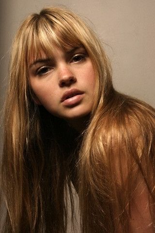 Aimee Teegarden Aimee Teegarden, Long Blonde, Good Hair Day, Cut My Hair, Long Blonde Hair, Kate Moss, Celebrity Hairstyles, Aesthetic Hair, Hair Day