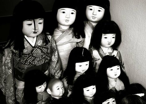 The Mysterious Origins of This Unnervingly Life-like Japanese Doll from the 1800s - Atlas Obscura Edo Era, Modern Asian, Fatal Frame, Living In San Francisco, Wax Museum, Japanese Doll, Living Dolls, Japanese Dolls, California Dreamin'