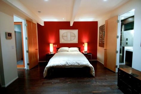 15 Spectacular Red Bedroom Designs For More Dramatic Atmosphere Red Accent Wall Bedroom, Modern Bedroom Ideas For Couples, Red Bedroom Walls, Red Bedroom Design, Red Accent Wall, Wall Color Combination, Zen Bedroom, Accent Wall Bedroom, Bedroom Red