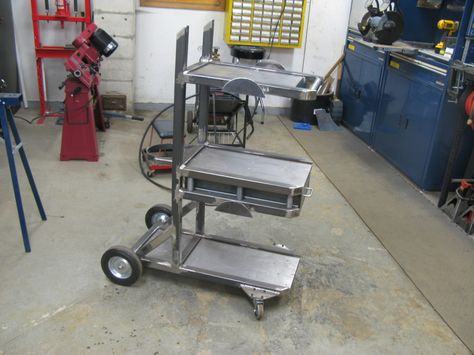 Welding Trolley Ideas, Welding Carts Ideas, Welding Machine Cart, Welding Carts Ideas Design, Mig Welder Cart Ideas, Welding Lead Holder, Welder Cart, Welding Cart Plans, Welding Bench